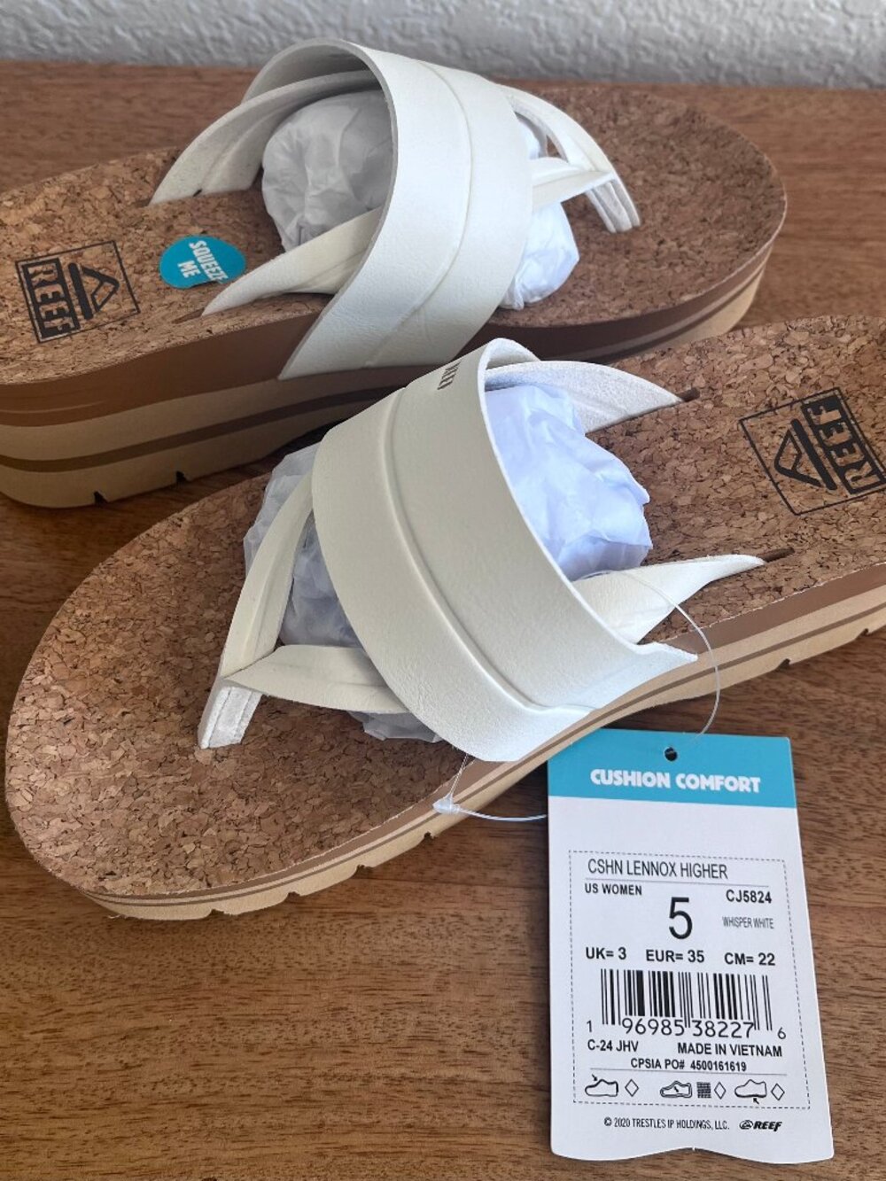 Reef Vista Higher Savanah Platform Thong Sandal in Whisper White 5 - Picture 8 of 12